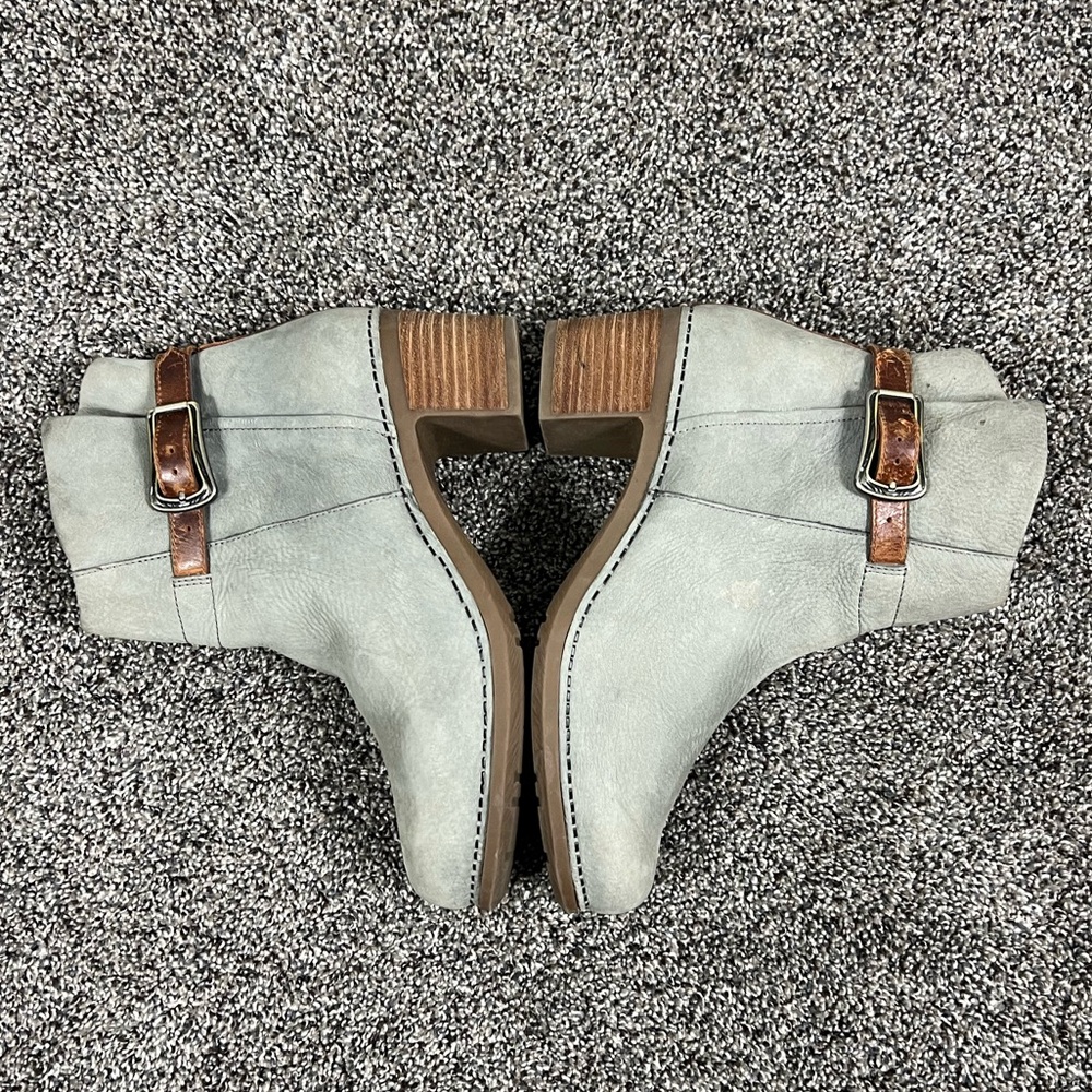 Dansko Waterproof Boots Sz 39/9 - Picture 7 of 15